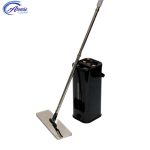 Set mop plat Atomic Clean PB36 cu găleată inox funcție spălare și uscare + 2 rezerve din microfibră incluse – Negru